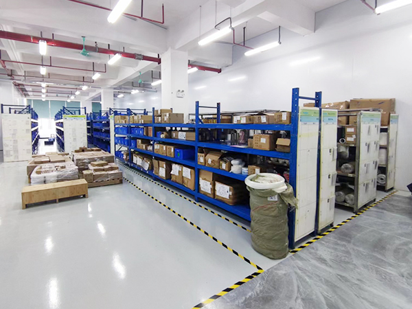 现代仓储中心
